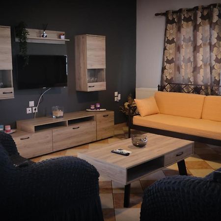 Vretti'S Apartment Fratsia 외부 사진