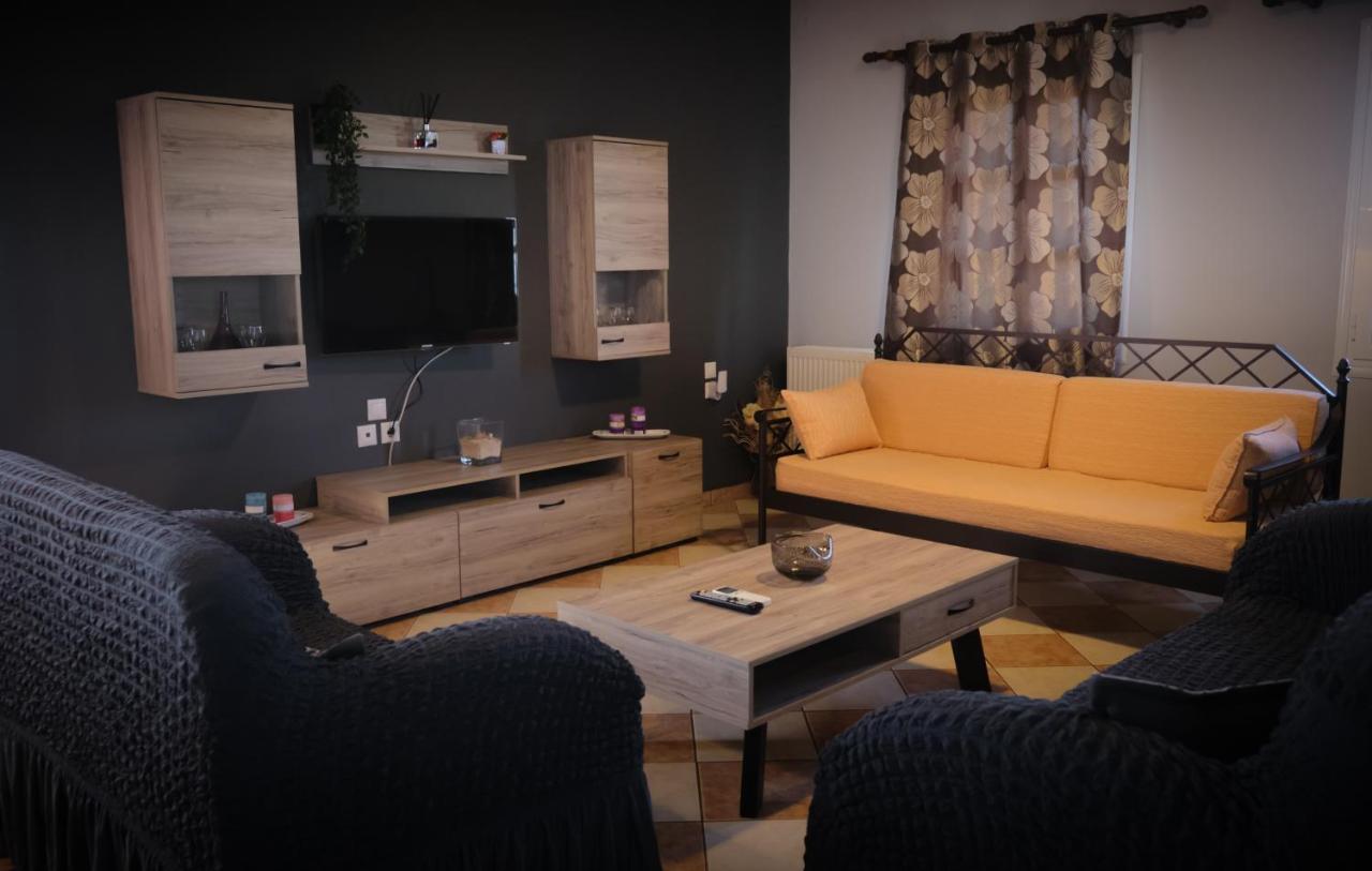 Vretti'S Apartment Fratsia 외부 사진