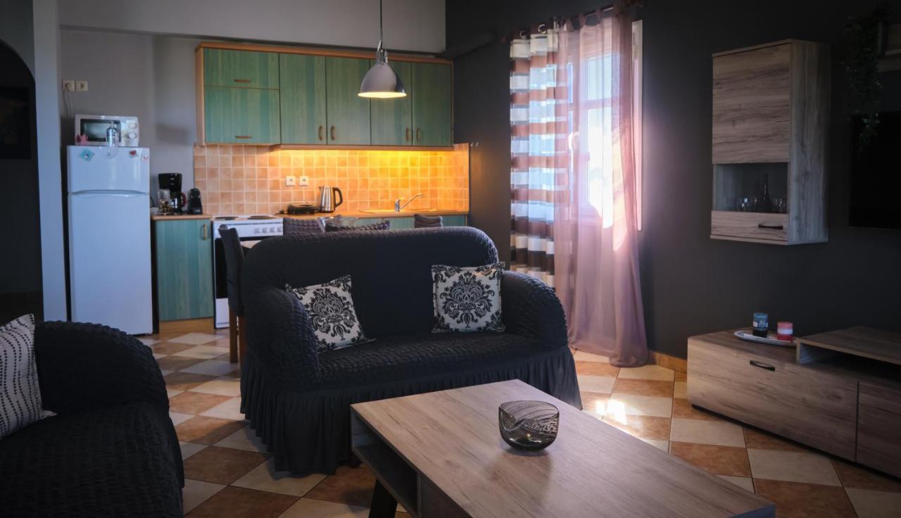 Vretti'S Apartment Fratsia 외부 사진